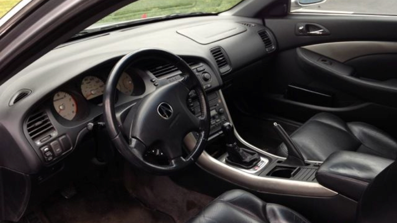 Illustration for article titled Used Car Face Off: What Has To Be In A Luxury Coupe, RWD Or A Manual?